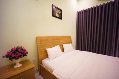 Superior Double Room — Language Exchange Hostel 1